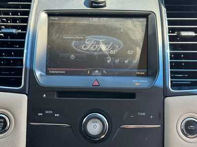 2015 Ford Taurus, $8490. Photo 12