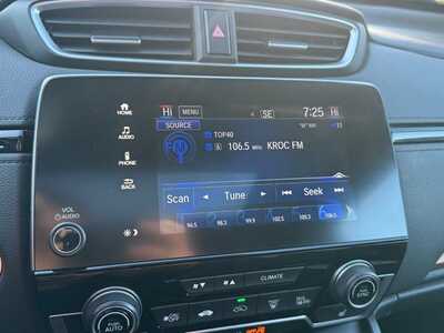 2017 Honda CR-V, $13590. Photo 3