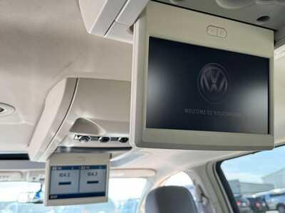 2010 Volkswagen Routan, $4790. Photo 10