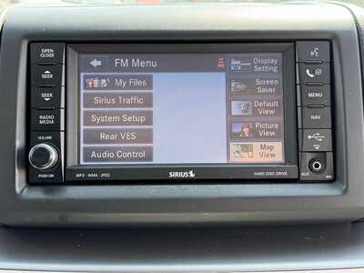 2010 Volkswagen Routan, $4790. Photo 3