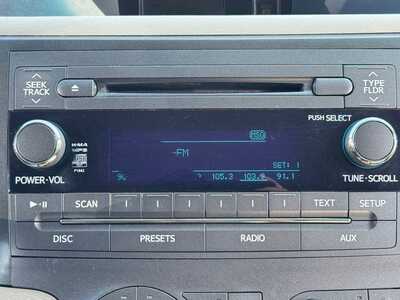 2012 Toyota Sienna, $7490. Photo 12