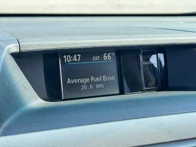 2012 Toyota Sienna, $7490. Photo 3