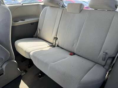 2012 Toyota Sienna, $7490. Photo 7