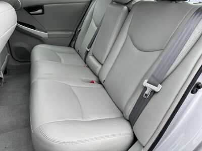 2010 Toyota Prius, $6990. Photo 5