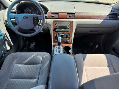 2007 Ford Five Hundred, $3990. Photo 8