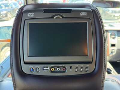 2016 Ford Expedition EL, $13990. Photo 8