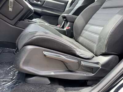 2018 Honda CR-V, $15990. Photo 8