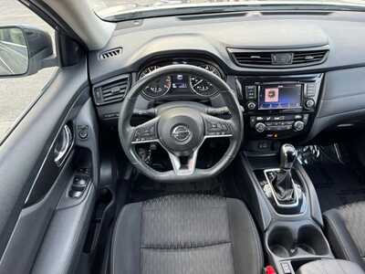 2018 Nissan Rogue, $11990. Photo 5