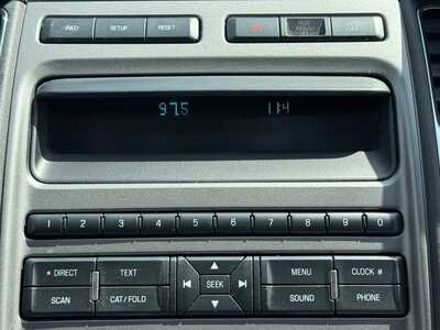2011 Ford Taurus, $6398. Photo 10
