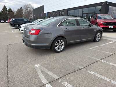 2011 Ford Taurus, $6399. Photo 2