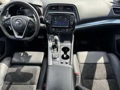 2016 Nissan Maxima, $10990. Photo 6