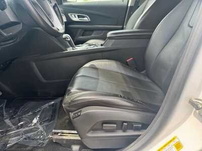 2013 Chevrolet Equinox, $11490. Photo 5