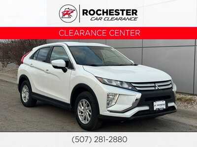 2019 Mitsubishi Eclipse, $9998. Photo 1