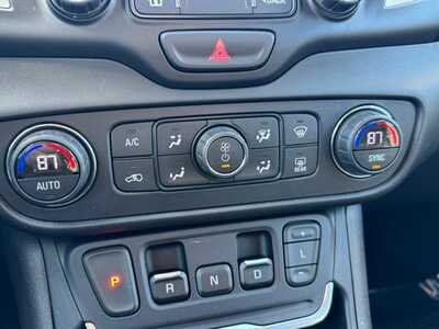 2019 GMC Terrain, $14590. Photo 10