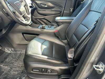 2019 GMC Terrain, $14590. Photo 5
