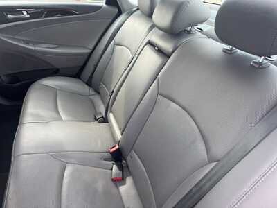 2014 Hyundai Sonata, $8490. Photo 9