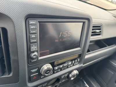 2012 Honda Ridgeline, $11991. Photo 2