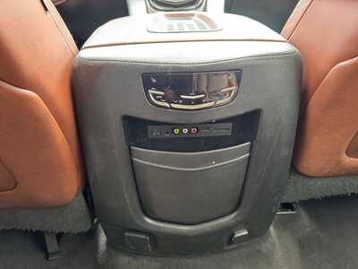 2016 Cadillac Escalade ESV, $16799. Photo 11