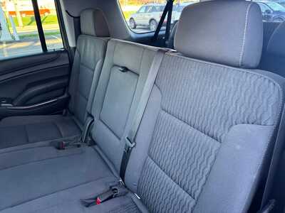 2018 Chevrolet Suburban, $19490. Photo 10