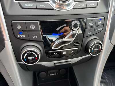 2015 Hyundai Sonata, $12490. Photo 11