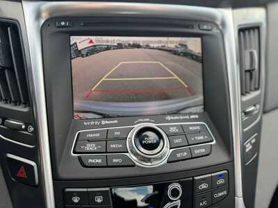 2015 Hyundai Sonata, $12490. Photo 4