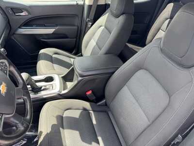 2020 Chevrolet Colorado Crew Cab, $18590. Photo 6
