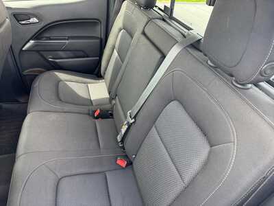 2020 Chevrolet Colorado Crew Cab, $18590. Photo 8