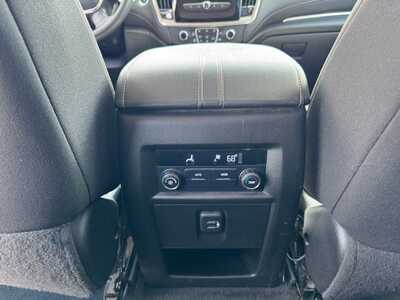 2020 Chevrolet Traverse, $18390. Photo 10