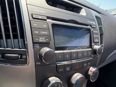 2010 Hyundai Sonata, $6991. Photo 2
