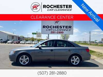 2010 Hyundai Sonata, $6991. Photo 1