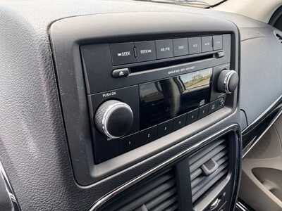2013 Dodge Caravan, Grand, $10490. Photo 2