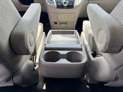 2013 Honda Odyssey, $8990. Photo 10