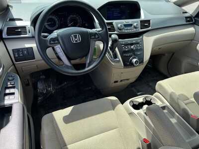 2013 Honda Odyssey, $8990. Photo 11