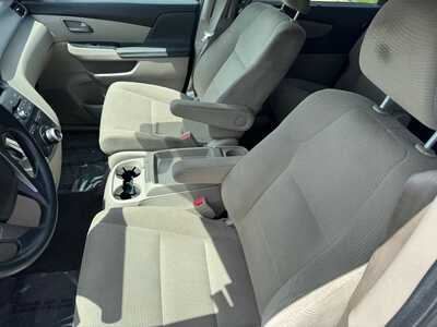 2013 Honda Odyssey, $8990. Photo 6