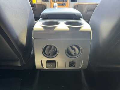 2011 Ford F150 Crew Cab, $13990. Photo 9