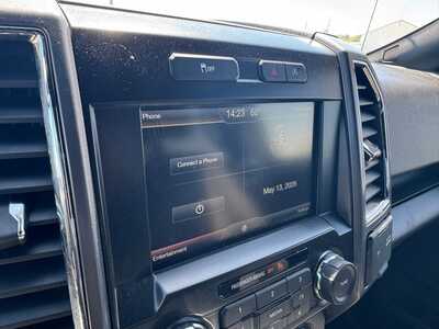 2015 Ford F150 Crew Cab, $19990. Photo 2