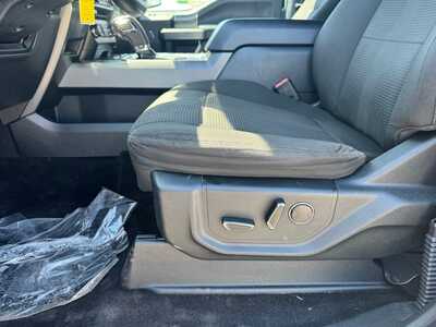 2015 Ford F150 Crew Cab, $19990. Photo 5