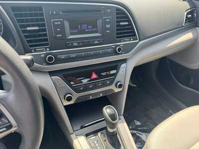 2017 Hyundai Elantra, $6490. Photo 10