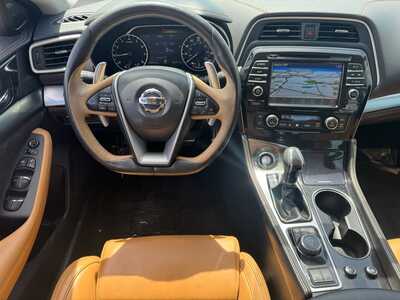 2016 Nissan Maxima, $11390. Photo 11