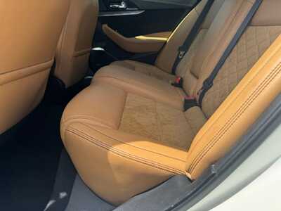 2016 Nissan Maxima, $11390. Photo 7