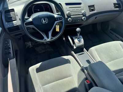 2011 Honda Civic, $9990. Photo 9