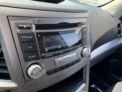 2013 Subaru Outback, $12990. Photo 2