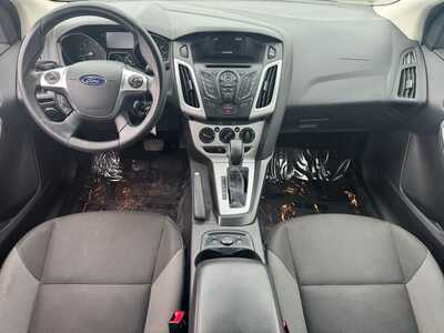 2014 Ford Focus, $5490. Photo 10