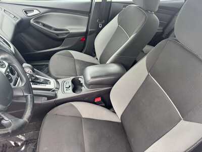 2014 Ford Focus, $5490. Photo 5