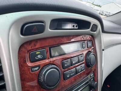 2006 Toyota Highlander, $6990. Photo 2
