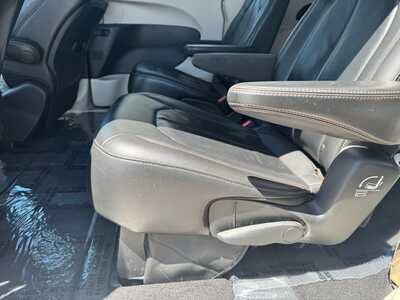 2017 Chrysler Pacifica, $10990. Photo 7