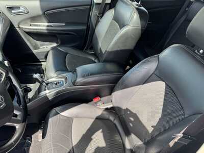 2020 Dodge Journey, $13490. Photo 6