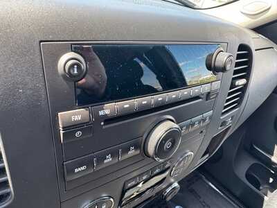 2013 Chevrolet Silverado 1500, $17999. Photo 2