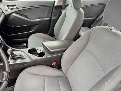 2015 Kia Optima, $7990. Photo 5