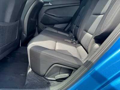 2017 Hyundai Tucson, $11299. Photo 7